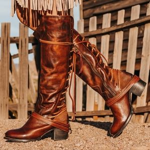 Coal Boot in Cognac Freebird size:9